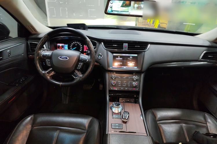 Used Ford Taurus 2016 EcoBoost 180 Luxury Model
