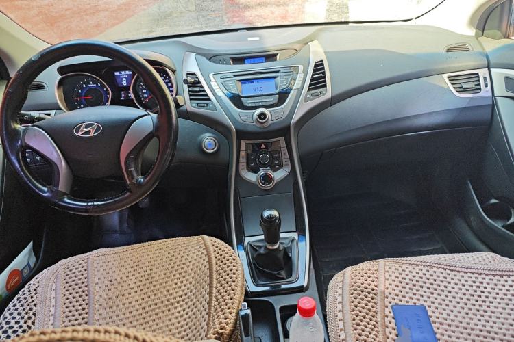 Used Hyundai Elantra (5th Generation / Langdong) 2012 1.6L Manual Leading Model
