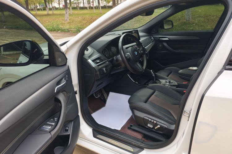 Used BMW X2 2023 sDrive 25i Shining Edition Interior 1