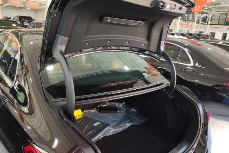 Used Mercedes-Benz E-Class 2025 E 300 L Luxury Model