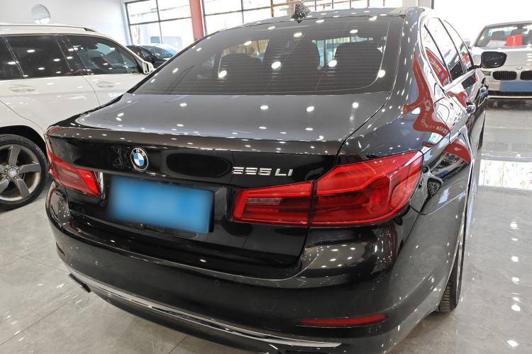 Used BMW 5 Series 2019 Facelifted 525Li Luxury Package