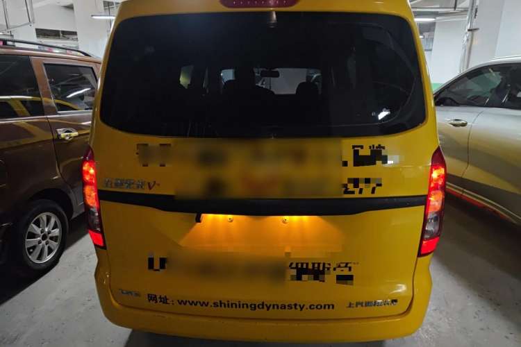 Used Wuling Hongguang V 2022 1.5L Jingqu Version Hydraulic Power Steering LAR