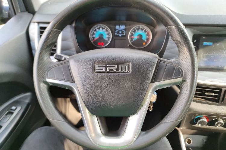 Used Jinbei Gold Hiace M Classic 2022 1.5L Travel Lion Passenger Vehicle 5 Seats