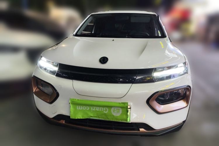 Used Dongfeng NAMMI BOX 2022 Revised Light Wind Edition 201 km Standard Version
