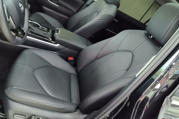 Used Toyota Highlander 2022 Dual-Engine 2.5L Four-Wheel Drive Prestige Version 7 Seats
