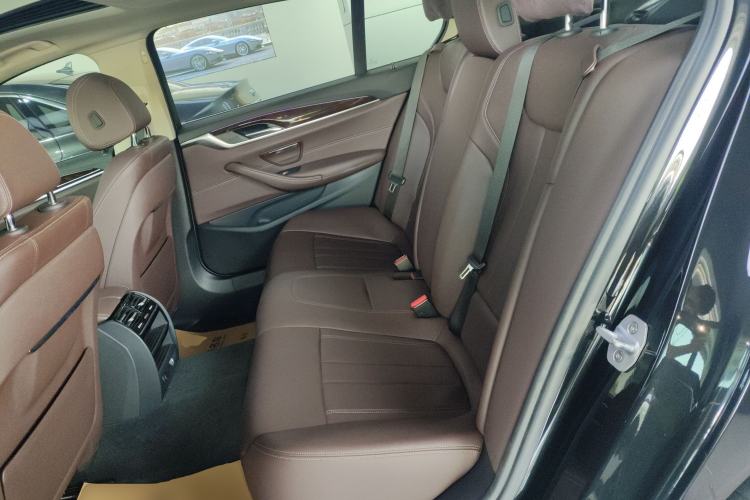 Used BMW 5 Series 2019 525Li Luxury Package