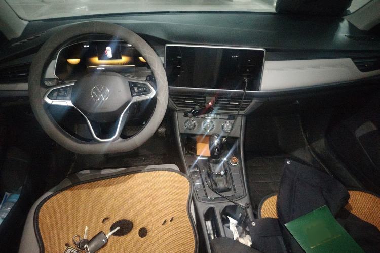 Used Volkswagen Bora 2023 1.5L Automatic Changer Limited Edition
