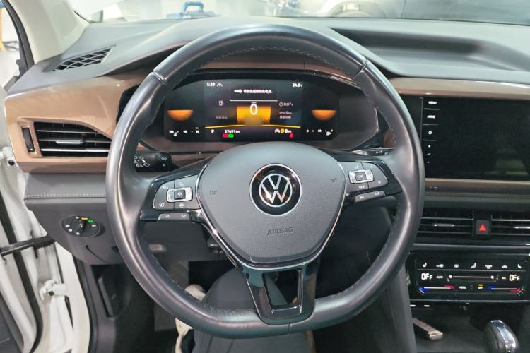 Used Volkswagen Tharu 2022 330TSI Four-Wheel Drive Luxury Edition