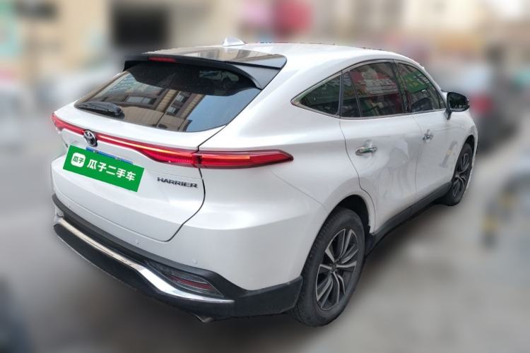 Used Toyota Harrier 2023 2.0L CVT Two-Wheel Drive Luxury Edition
