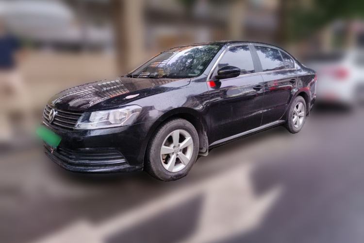 Used Volkswagen Lavida 2015 1.6L Manual Fashion Edition