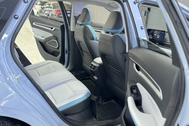 Used Geely Auto Emgrand 2023 4th Generation Champion Edition 1.5L CVT Flagship Model