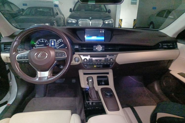 Used Lexus ES 2015 200 Elite Edition