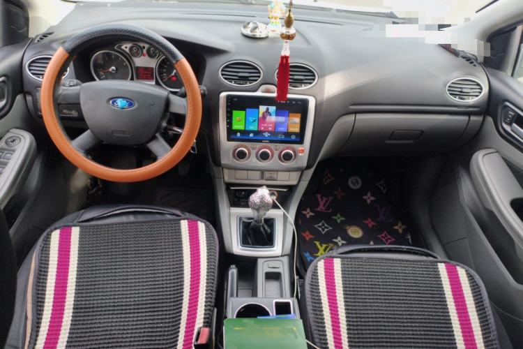 Used Ford Focus 2013 Hatchback Classic 1.8L Manual Base Model