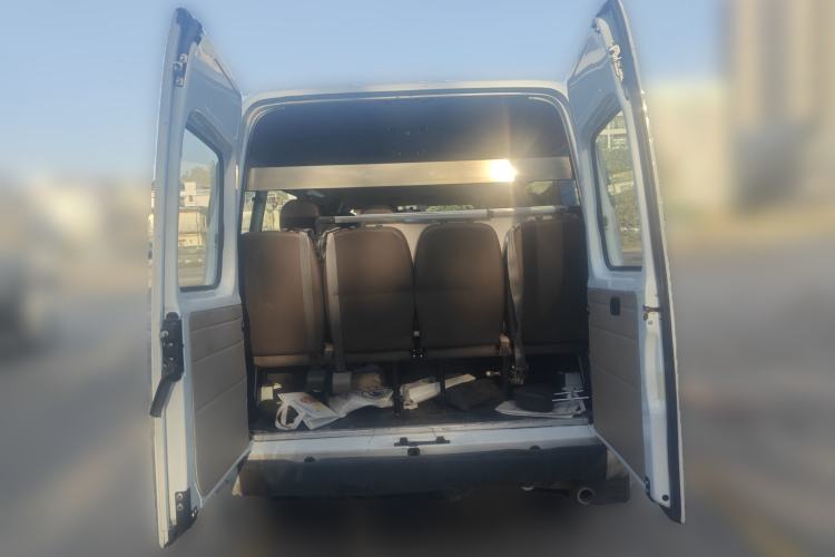 Used JMC Transit 2017 2.8T Business-Grade Long Wheelbase Mid-Roof 14/15-Seater JX493