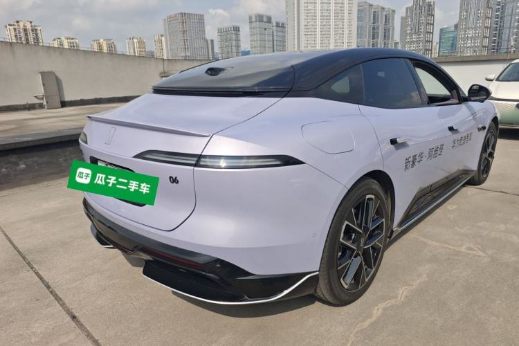 Used Avatr 06 2025 Pro Range-Extended Edition Rear Right 45 Deg