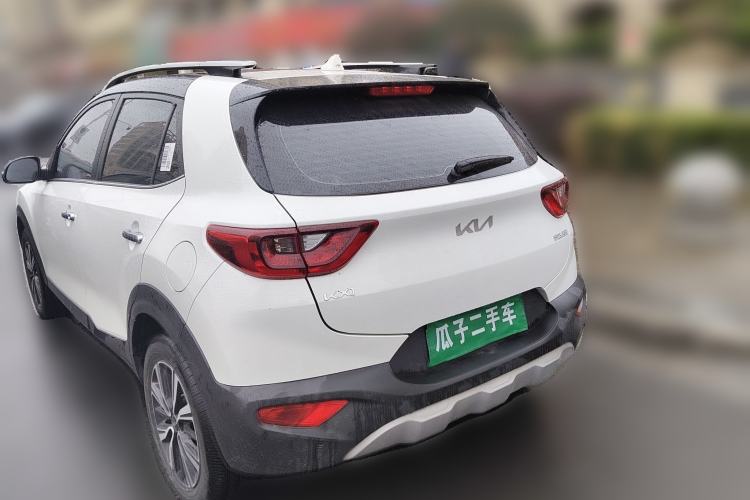Used Kia kx1 Stonic 2021 1.4L CVT Fun & Sunroof Model
