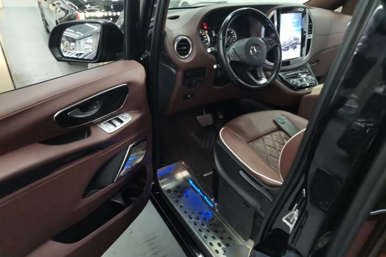 Used Mercedes-Benz Vito 2018 2.0T Business Version China V Emission Standard Driver Seat