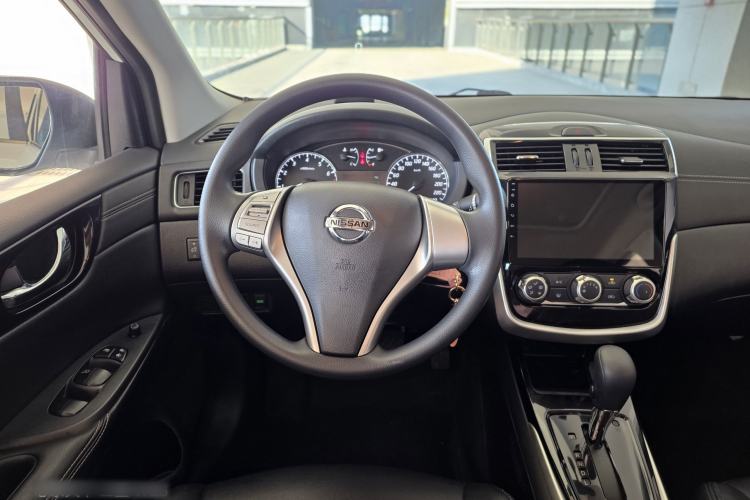 Used Nissan Tiida 2020 1.6L CVT Cool Edition
