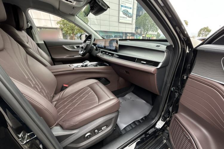 Used Chery Tiggo 8 PRO 2024 Champion Edition 390T Four-Wheel Drive Peak Version 5 Seats
