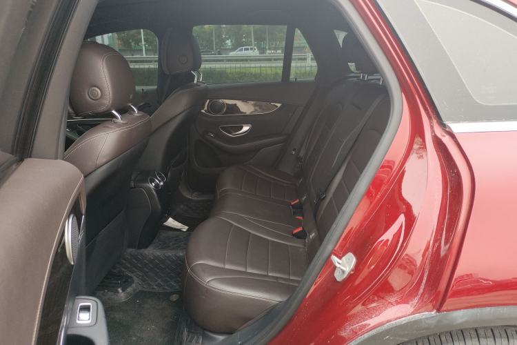 Used Mercedes-Benz GLC 2016 GLC 260 4MATIC Luxury Model