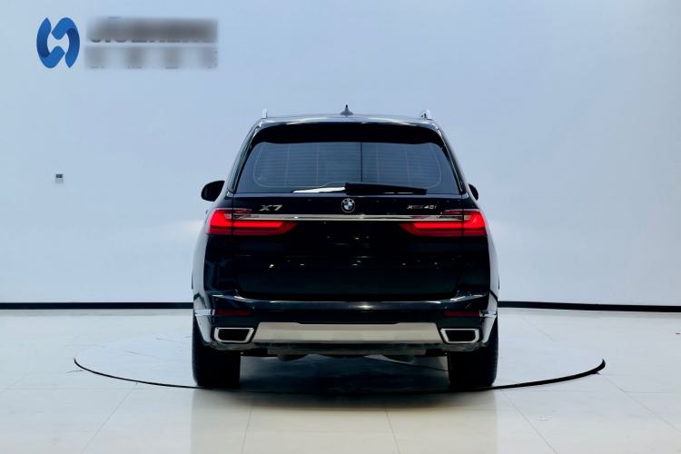 Used BMW X7 2022 xDrive40i Luxury Package with Leading Features
