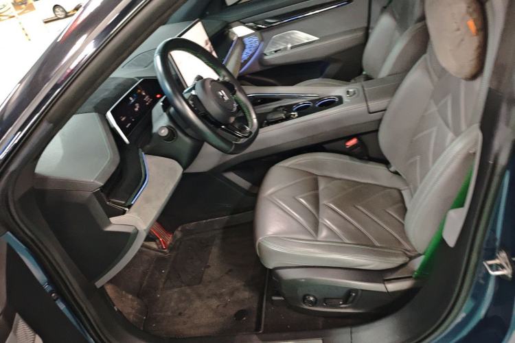 Used Zeekr 001 2023 WE Edition 100 kWh Left Front Seat