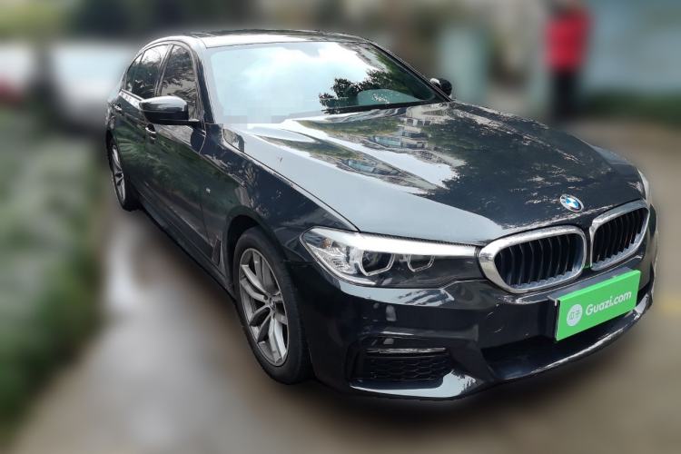 Used BMW 5 Series 2019 525Li M Sport Package Front Right 45 Deg