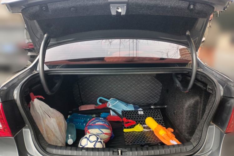 Used Volkswagen Bora 2011 1.6L Manual Fashion Edition
