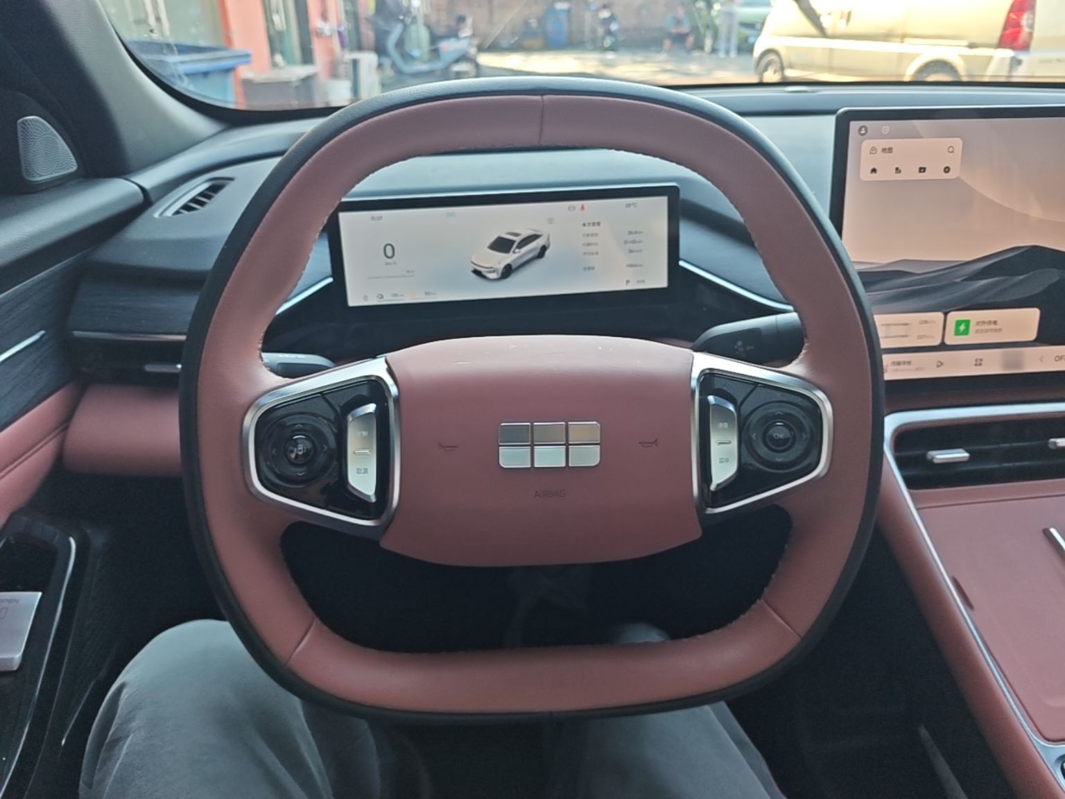 Geely Galaxy L6 2025 EM-i 140km Explorer+ Edition — снимка 13