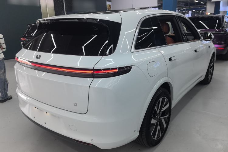 Used Li Auto L7 2023 Pro Model Rear Right 45 Deg