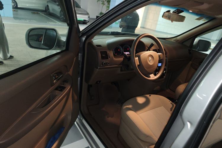 Used Buick GL8 2014 2.4L Classic Edition