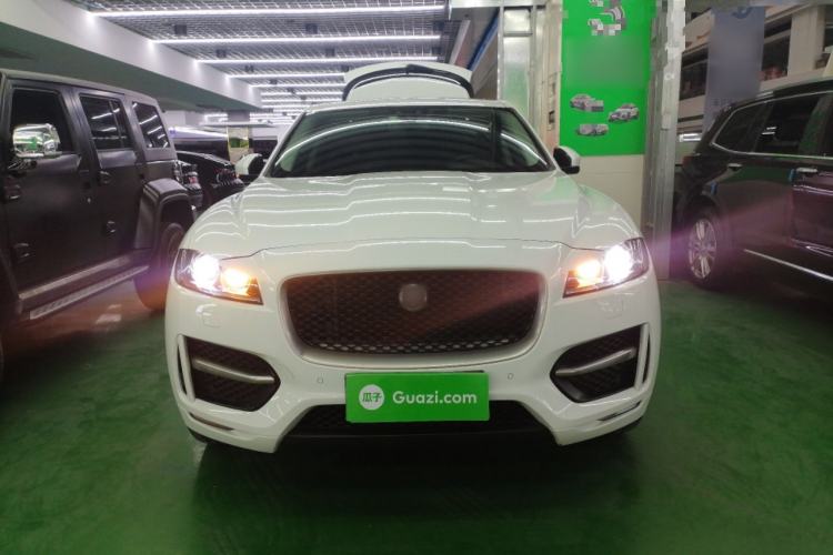 Used Jaguar F-PACE 2016 2.0T Two-Wheel-Drive R-Sport Sport Edition