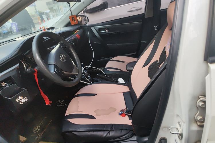 Used Toyota Levin 2016 Dual-Engine 1.8H GS E-CVT Elite Model with Sunroof Left Front Seat