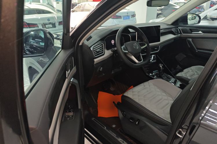 Used Volkswagen Tayron 2023 330TSI Two-Wheel-Drive Luxury Plus Advanced Version Driver Seat