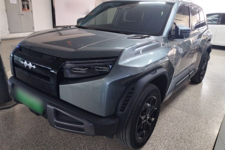 Used Formula Leopard Titanium 3 2025 501 km Range Rear-Wheel Drive Intelligent Driving Max Edition