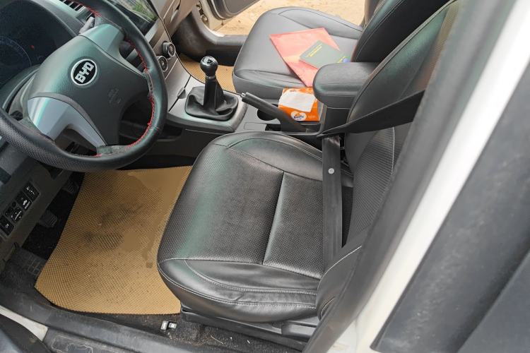 Used BYD L3 2015 Energy-Efficient Model 1.5L Manual Comfort Edition Left Front Seat