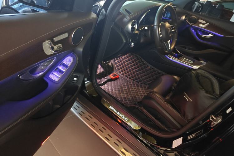 Used Mercedes-Benz GLC 2021 GLC 260 L 4MATIC Luxury Model
