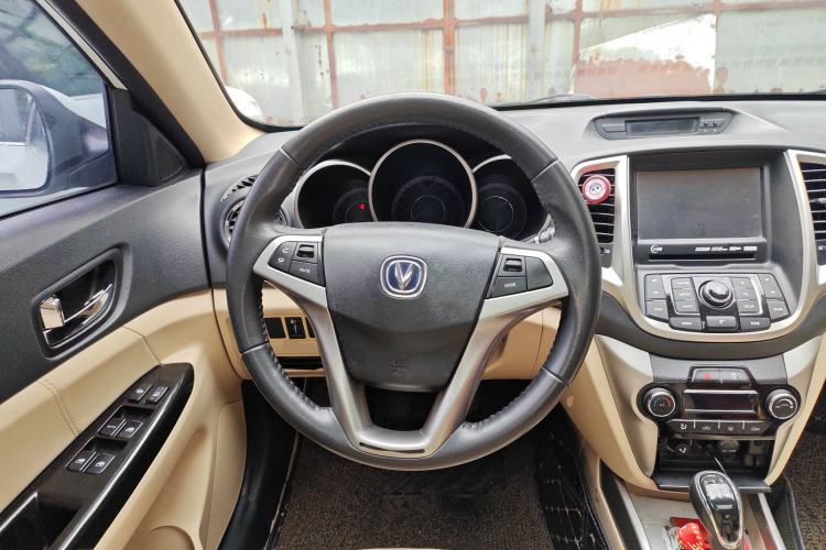 Used Changan Eado 2015 1.6L Manual Luxury Model China IV Standard