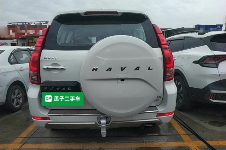 Used Haval H9 2016 2.0T Four-Wheel Drive Elite Version 7 Seats Rear