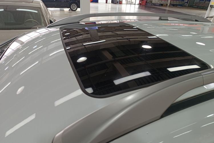 Used Chevrolet Captiva 2017 2.4L 4x4 Flagship Edition 7-Seater
