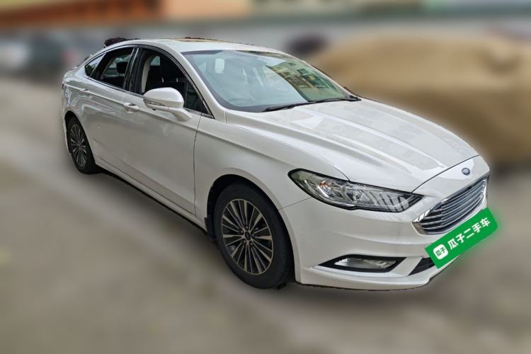 Used Ford Mondeo New Energy 2018 2.0 PHEV ZhiShang Trim Front Right 45 Deg