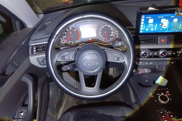 Used Audi A4L 2017 40 TFSI Ambition Edition