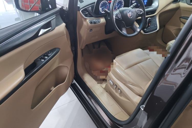 Used Buick GL8 2020 ES Land Cruiser 653T Luxury Model Driver Seat