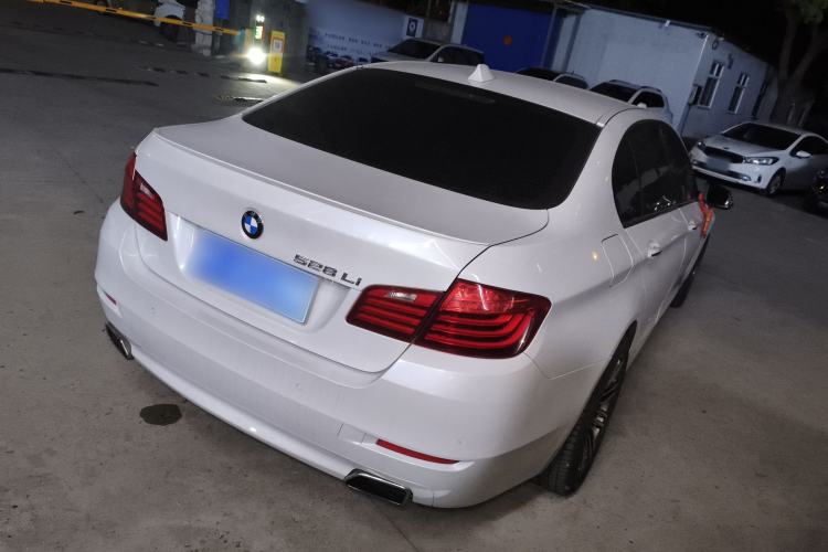 Used BMW 5 Series 2017 528Li Leading Model
