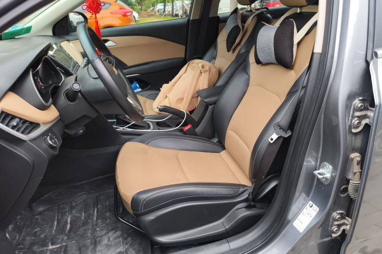 Used Chevrolet Monza 2020 320 Automatic Enjoyment Edition Left Front Seat