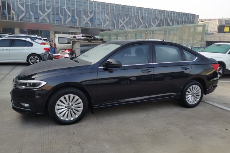 Used Volkswagen Lavida 2021 1.5L Automatic Comfort Edition
