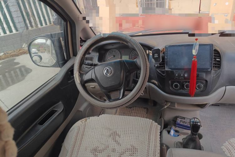 Used FORTHING Lingzhi 2017 Restyled M3L 1.6L 7-Seater Comfort Version
