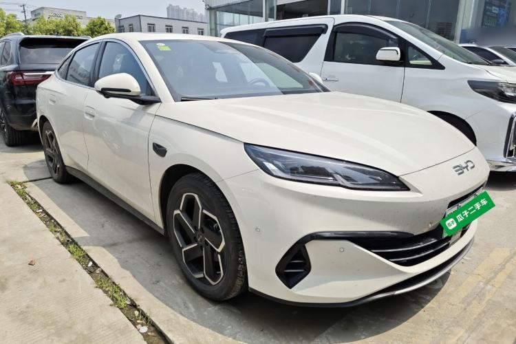 Used BYD Seal 06 New Energy 2025 DM-i Intelligent Drive 120KM Flagship Model
