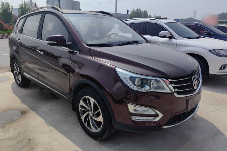 Used Baojun 560 2016 1.8L Manual Luxury Edition Front Right 45 Deg