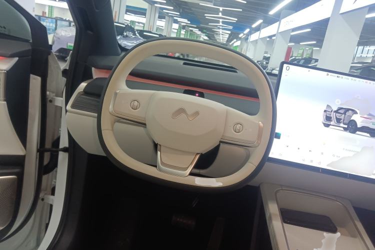 Used ONVO L60 2024 60 kWh Rear-Drive Version Steering Wheel